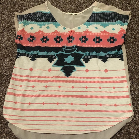 Aztec patterned top - Picture 1 of 3